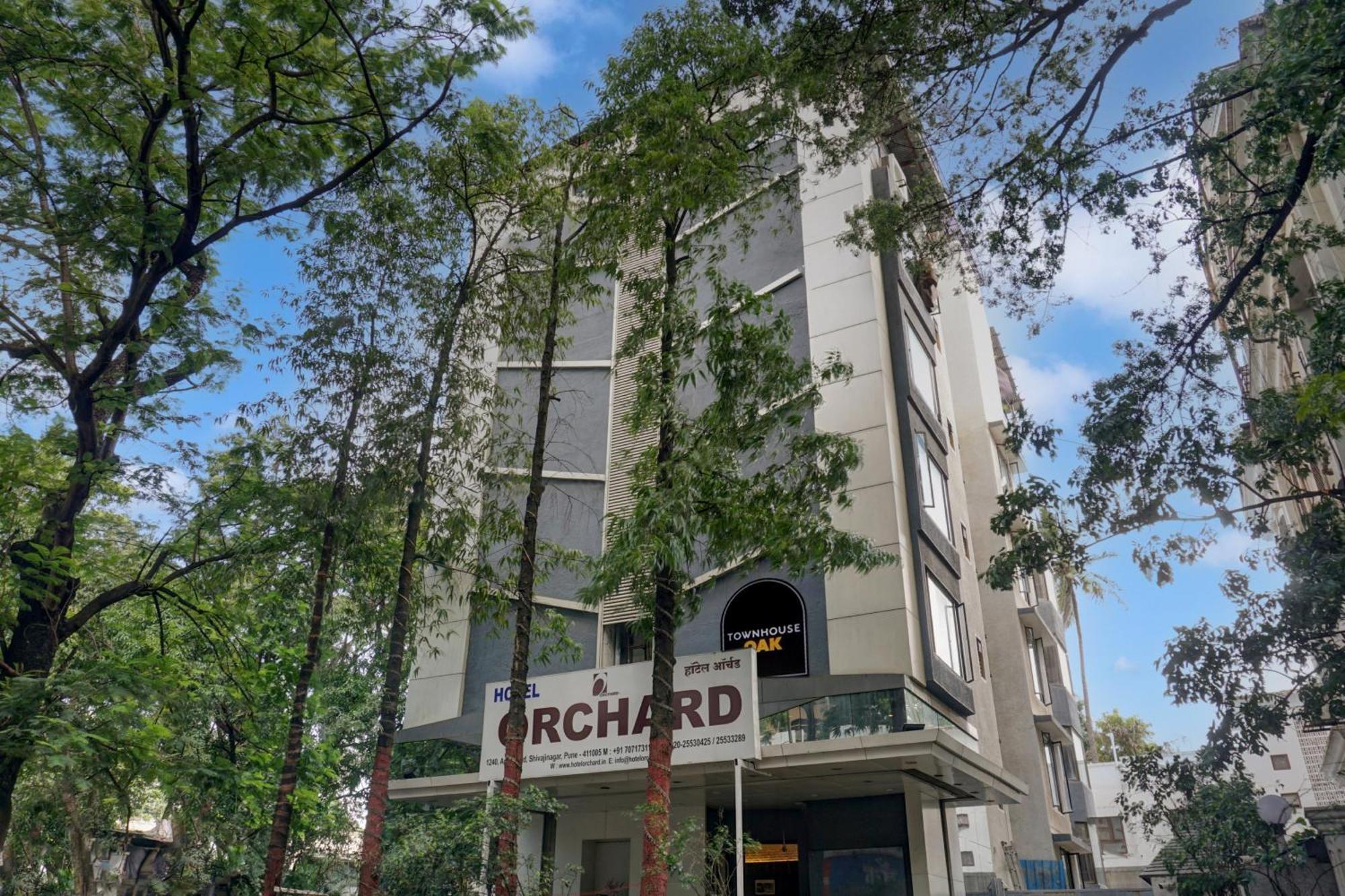 Townhouse Oak Orchard Hotel Pune Esterno foto